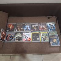 Playstation 3 più 17 giochi.