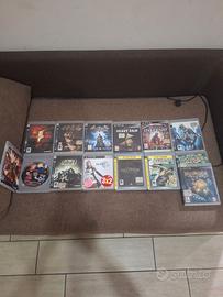 Playstation 3 più 17 giochi.