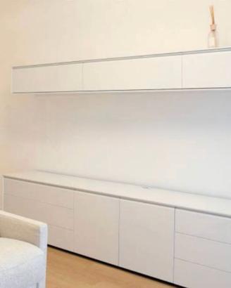 Molteni PassWord laccato bianco opaco con luce LED