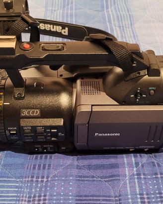 Telecamera pro mini DV Panasonic AG-DVX100 BE