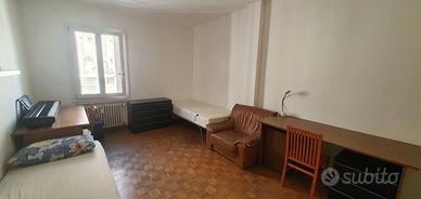 ? Posto letto in doppia per Ragazzo in centro - G