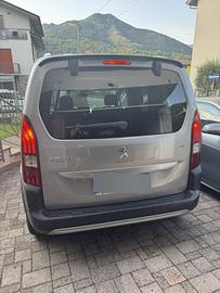 Peugeut rifter GT