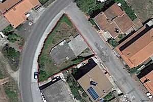 Terreno con seminterrato e progetto per Villetta