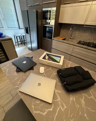 MacBook Pro M1 13” 512GB perfetto + accessori