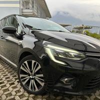 Renault Clio Initiale Paris TCe 130 CV EDC