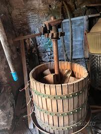 Torchio particolare per vino