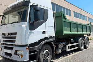 Iveco stralis 500 scarrabile con cassa