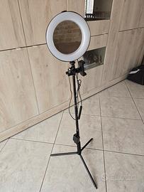 Supporto per Cellulare con tre piede 