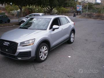 Audi Q2 30 TDI Business