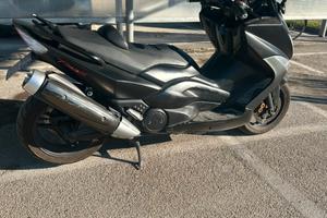 Tmax 500 anno 2008