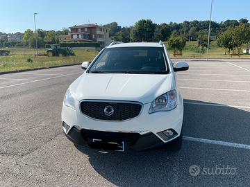 SUV ssangyong KORANDO 2.0 t.diesel cambio au