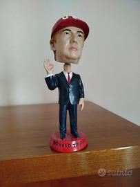 Statuetta oscillante 2