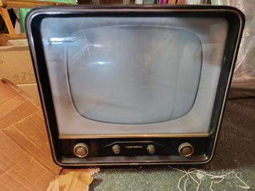 televisore vintage Telefunken 