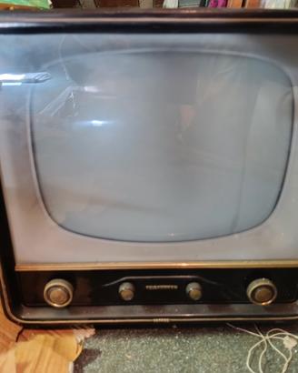 televisore vintage Telefunken 