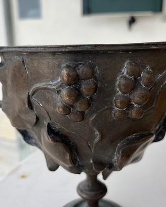 Coppa in bronzo del XIX secolo 