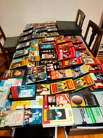 circa 100 cassette film + lettore 