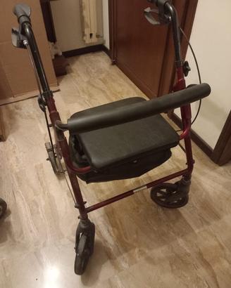 Deambulatore pieghevole con FRENI