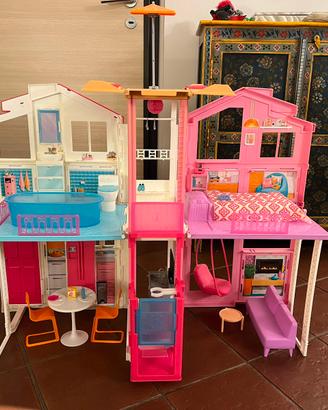 Casa di Barbie con ascensore