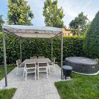 GAZEBO ELEGANTE IN FERRO CON COPERTURA