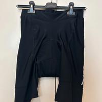 Pantaloncini con fondello