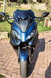 Yamaha T Max 560