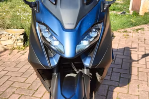 Yamaha T Max 560