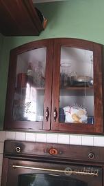 sportelli con vetro e mensola interna 