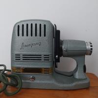 Proiettore di diapositive Liesegang vintage 