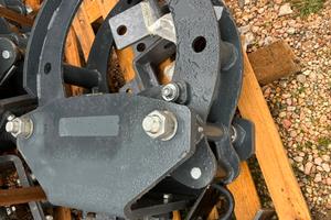 A134 Pinza Forestale