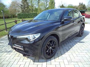 ALFA ROMEO Stelvio 2.0 Turbo 200 CV AT8 Q4 SUPER