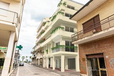 3 LOCALI A TORTORETO