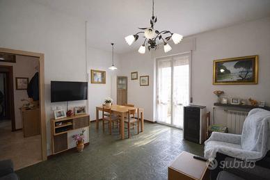 Rif.2460RA53553| appartamento trilocale