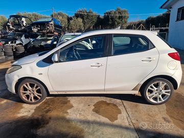 Ricambi Mazda 2