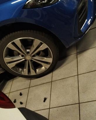 Mercedes benz 18 sava