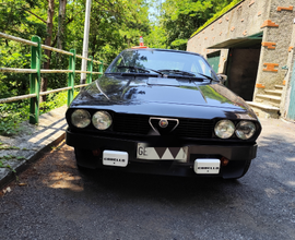Alfa Romeo AlfettaGTV 2500i al 80% di originalità