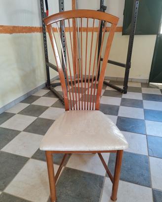sedie in legno per sala 