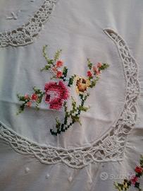 Tovaglia ricamata vintage 