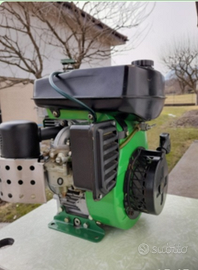 Motore a scoppio a benzina