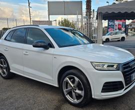 AUDI Q5 2.0 190CV S-LINE AUTOM 2018 159000KM