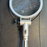 Lente di Ingrandimento con Luce LED – Nuova