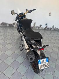 Moto Derbi Mulhacen 659