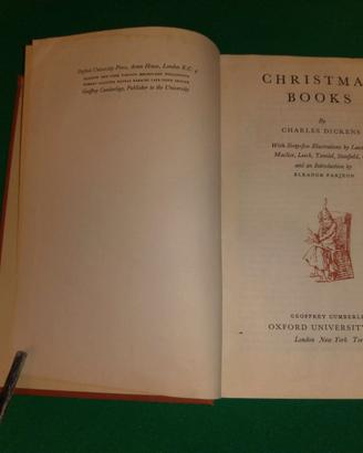 Libro Charles Dickens