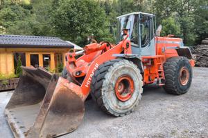 Hitachi LX 290