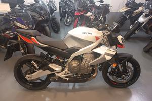 Aprilia Tuono 457