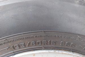 Gomme 195/80/R15