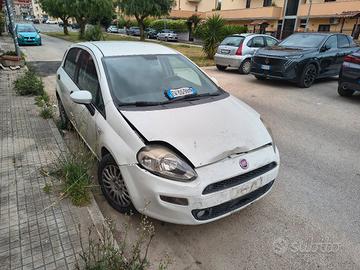 fiat punto 2014 incid leggi descrizio

descrizione