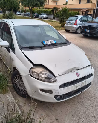 fiat punto 2014 incid leggi descrizio

descrizione