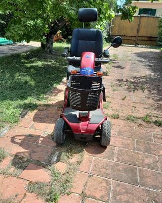 Scooter elettrico per disabili