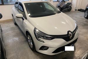 Clio V zen per neopatentati