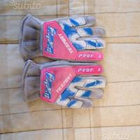 Guanti per moto